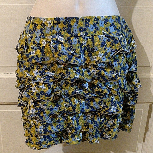 Derek Heart Dresses & Skirts - Derek Heart Floral Tiered Mini Skirt XL